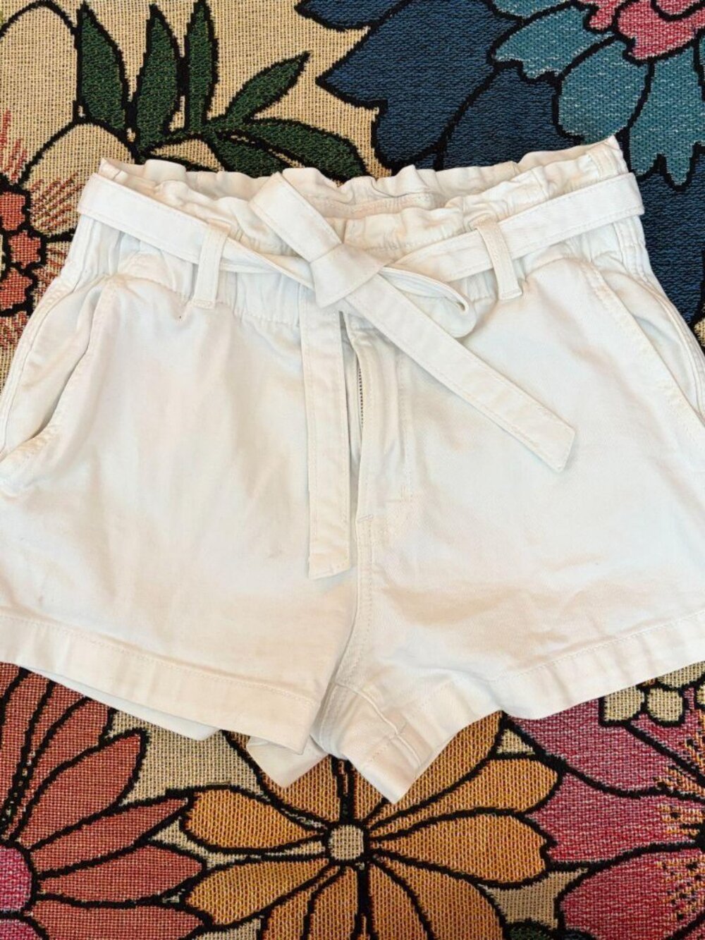American Eagle White Paperbag Waist Belted Cargo Shorts 2